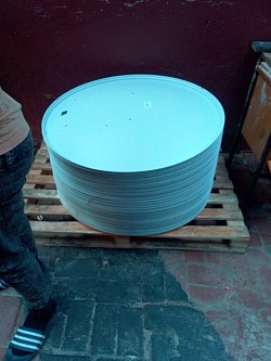 Dishes before assembly